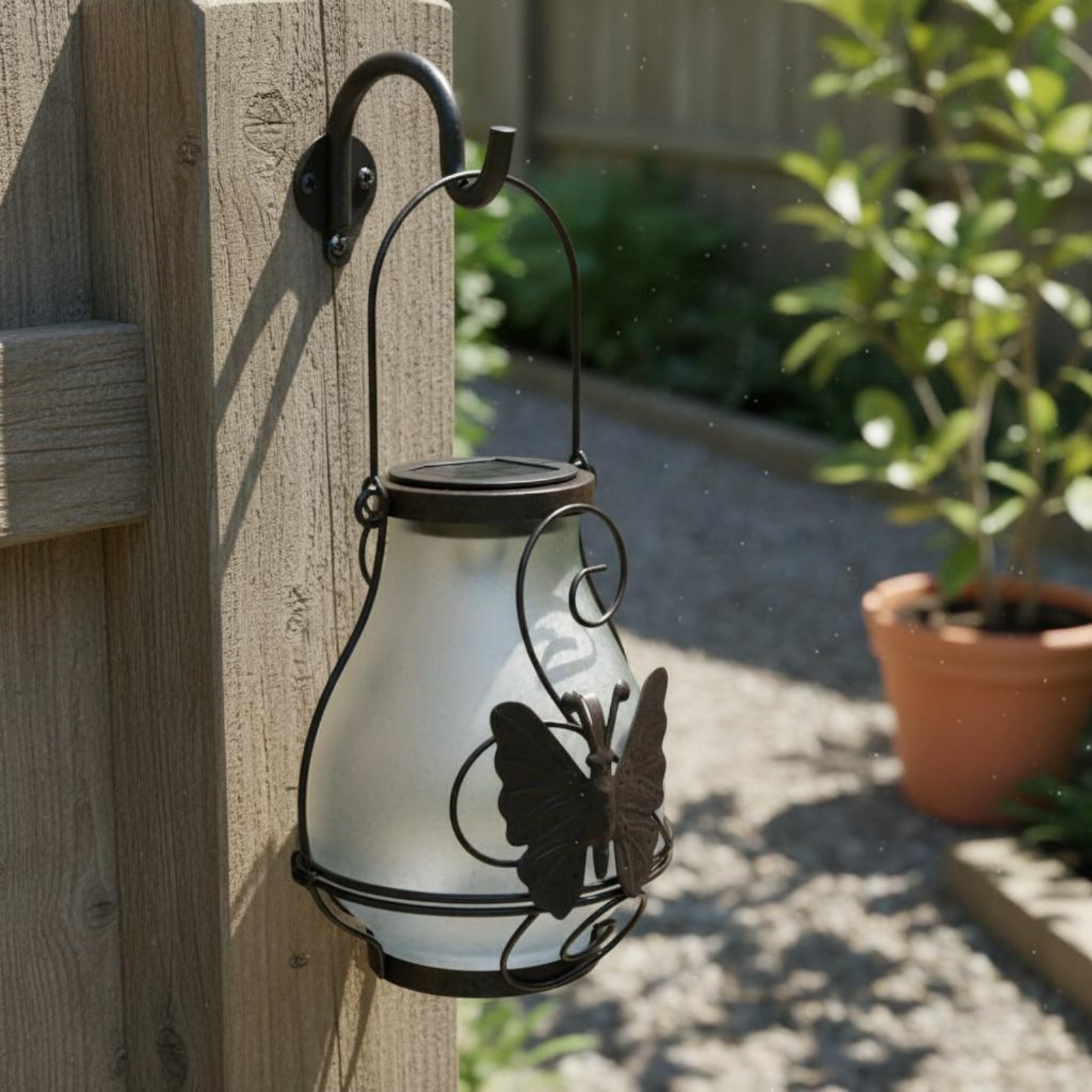 Lanterne solaire en forme de p - Outdoor Lighting And Decor avis et prix
